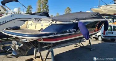 Chris Craft Corsair 25