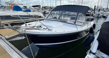 Bertram  25