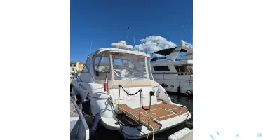 Cruisers Yachts  440 Express