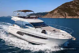 Prestige Yachts  520 Fly