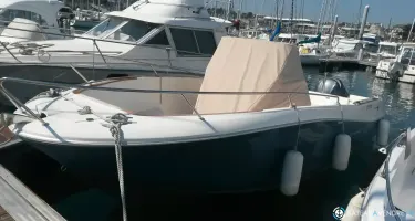 Jeanneau Cap Camarat 7.5 CC