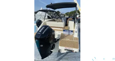 Quicksilver Activ 755 Cruiser
