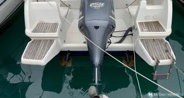 Beneteau Antares 880