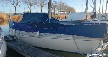Jeanneau Aquila