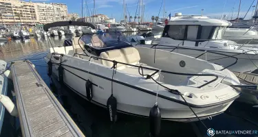 Quicksilver Activ 805 Open