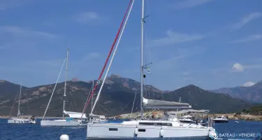 Beneteau Oceanis 38.1