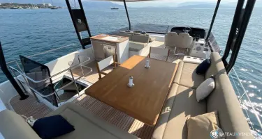 Fountaine Pajot My 6