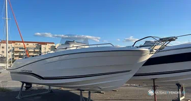 Jeanneau Cap Camarat 7.5 CC
