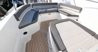 Jeanneau Cap Camarat 9.0 CC
