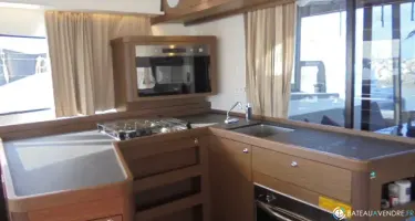 Lagoon  42