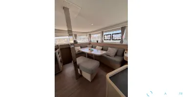 Lagoon  42