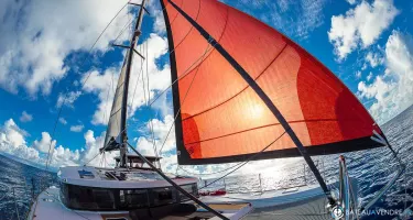 Lagoon  52 S