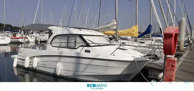 Beneteau Antares 8
