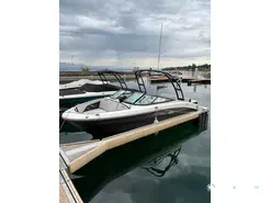 Sea Ray  210 SPX