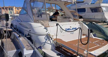 Cruisers Yachts  440 Express