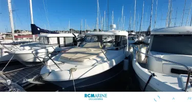 Beneteau Antares 880