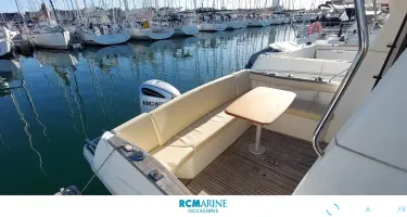 Beneteau Antares 880