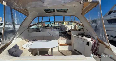 Cruisers Yachts  440 Express