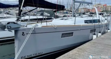 Beneteau Oceanis 38.1