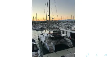 Lagoon  500