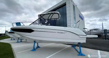 Beneteau Flyer 8 SUNdeck V2