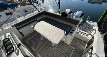 Jeanneau Cap Camarat 9.0 WA