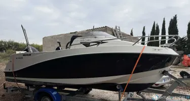 QUICKSILVER  Activ 505 Cabin