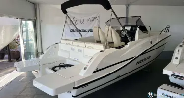 Quicksilver Activ 705 open