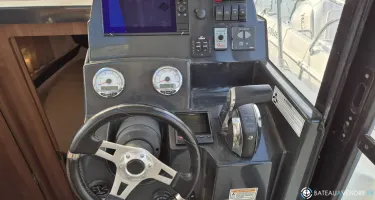Quicksilver Activ 855 Cruiser