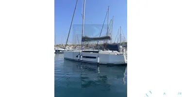 Dufour  32
