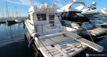 Riviera  48