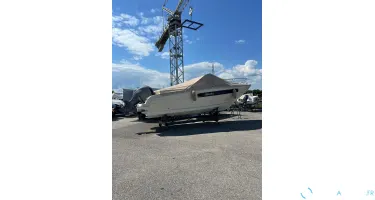 Invictus Capoforte CX 240