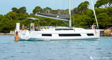 Dufour 44