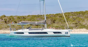 Dufour  48