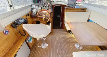 Beneteau Antares 860