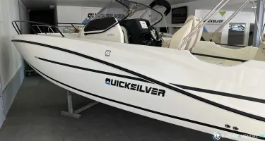 Quicksilver Activ 705 open