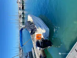 Quicksilver  635 Commander