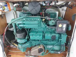 Beneteau Antares 7 Fishing