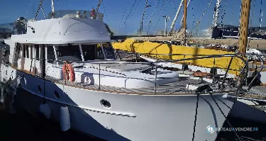 Beneteau Swift Trawler 42