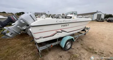 B2 Marine Cap Ferret 550