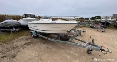 B2 Marine Cap Ferret 550