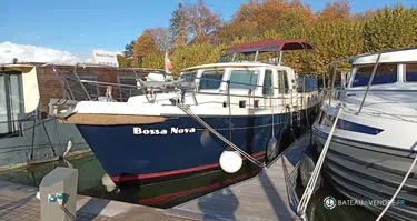 Vedette Hollandaise AQUANAUT 1250 AK Catégorie B mer