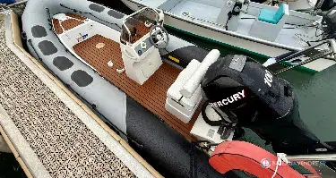 Valiant  520 Vanguard