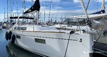 Beneteau Oceanis 38.1