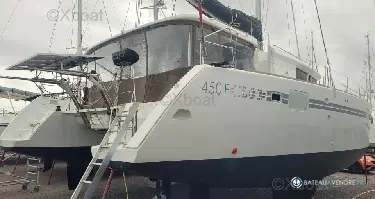 Lagoon  450