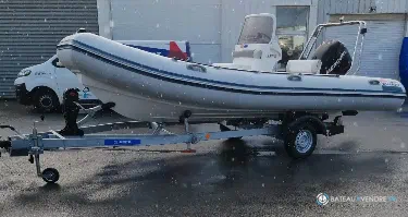 Valiant  570 Vanguard