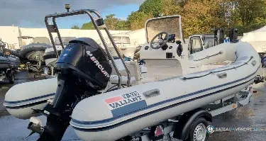 Valiant  570 Vanguard