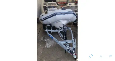 Valiant  570 Vanguard