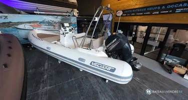 Valiant  630 Classic Hypalon