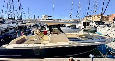 Chris Craft Catalina 30